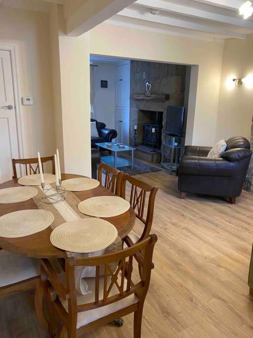 43 Heol Maelor- A Homely In Wrexham, North Wales Holiday home
