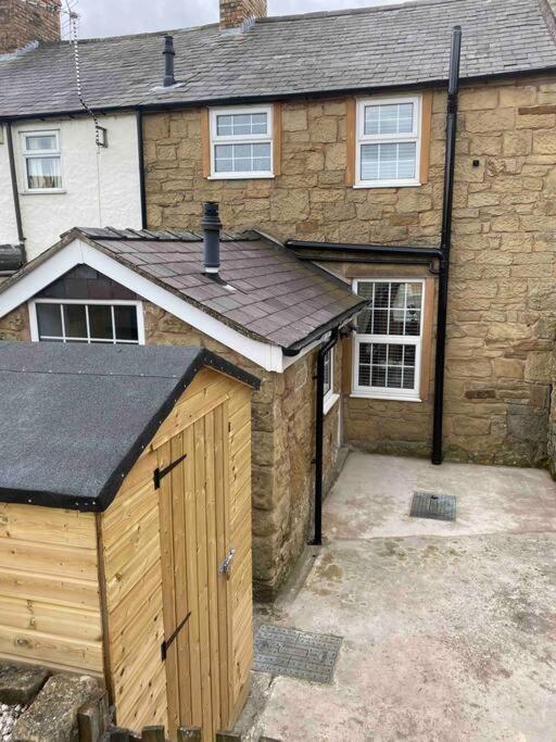 43 Heol Maelor- A Homely In Wrexham, North Wales *