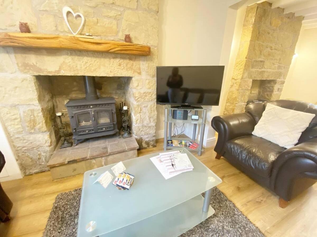 Holiday home 43 Heol Maelor- A Homely In Wrexham, North Wales *